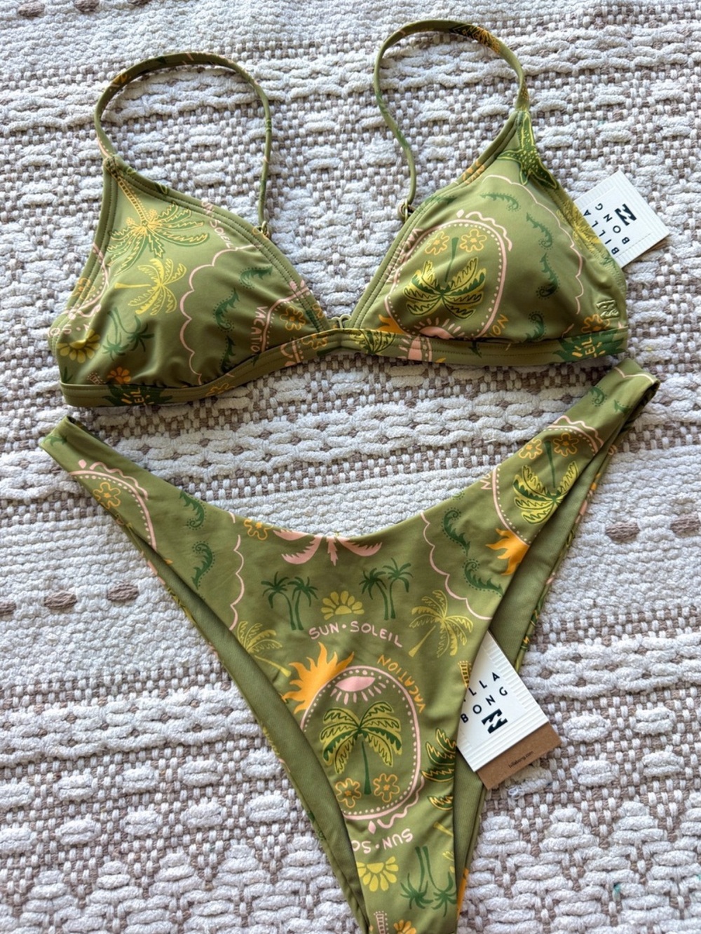 🔥🔥BILLABONG -  VACA SOLEIL CECI TRIANGLE SKIMPY DIPPI BIKINI SET🔥🔥